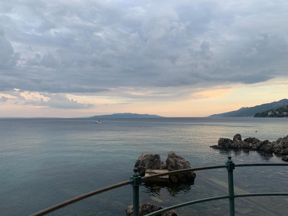 Artspace Location-Opatija-3 Bedroom House With Rooftop Garden By Beach Eksteriør billede